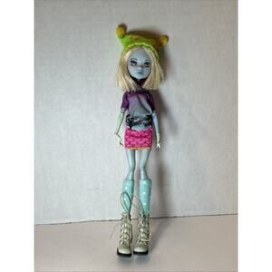 OOAK Repaint Monster High BJD Doll Blonde Hair Green Hat Pink Skirt Boots